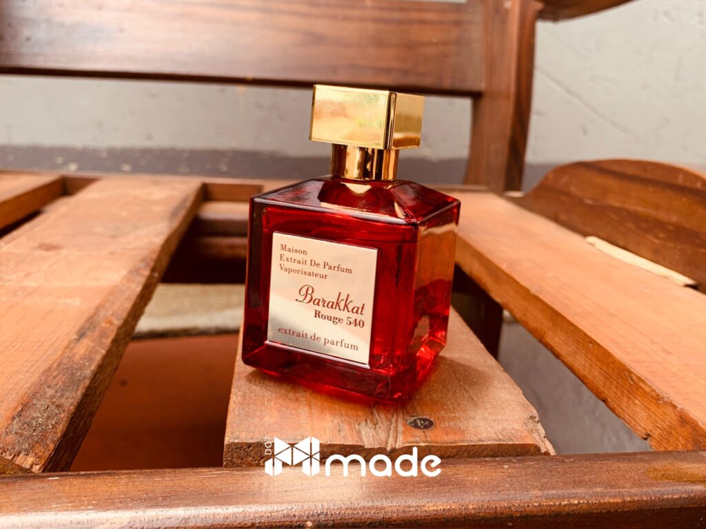 Barakkat Rouge 540 Extrait De Parfum is an opulent and luxurious fragrance that captivates both men and women.